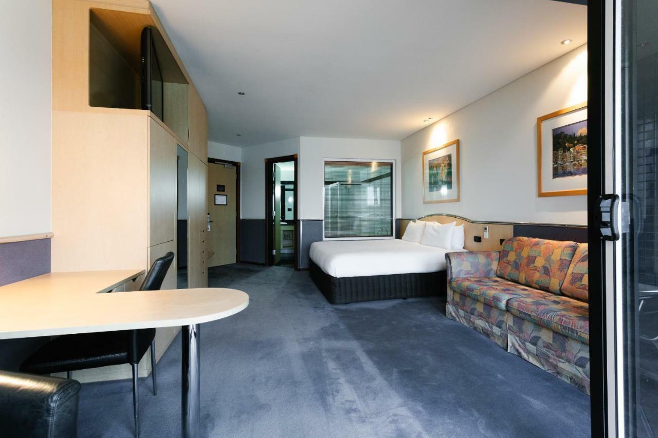 King Room Spa Bath