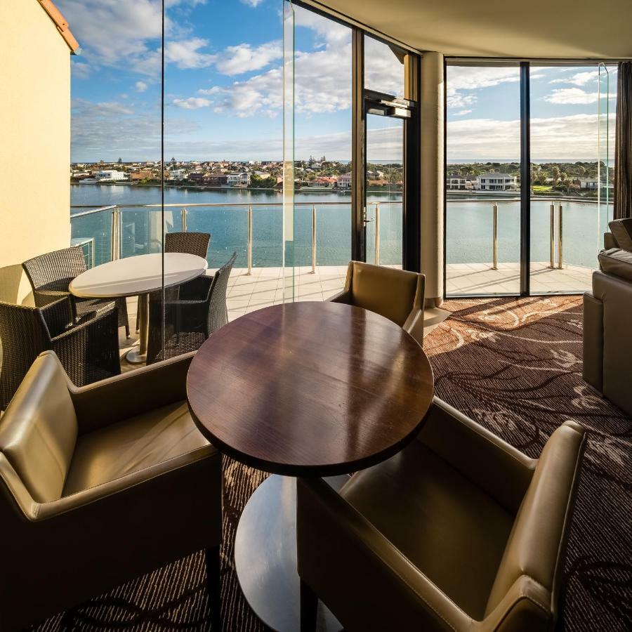 Suite Spa Bath